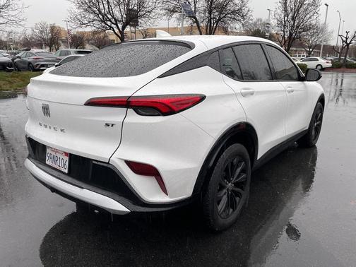 2024 Buick Envista Sport Touring FWD