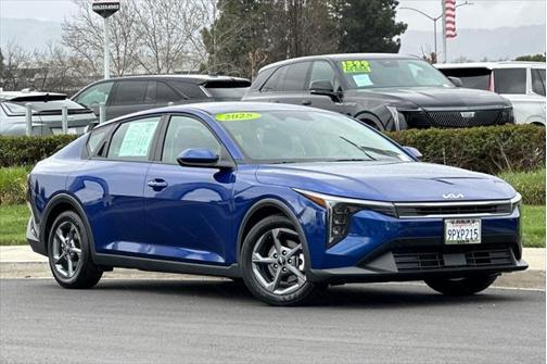 2025 Kia K4 LXS