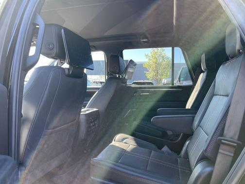 2025 Chevrolet Tahoe 4WD High Country