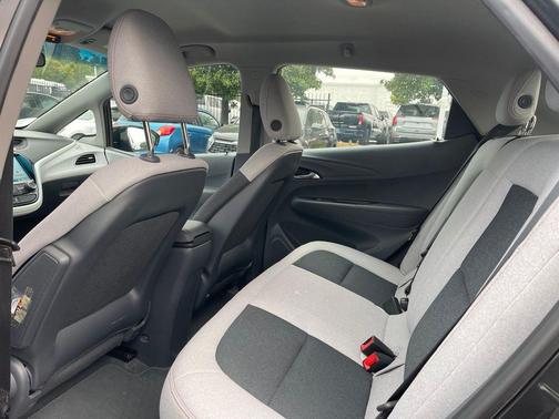 Nightfall Gray Metallic 2021 Chevrolet Bolt EV FWD LT