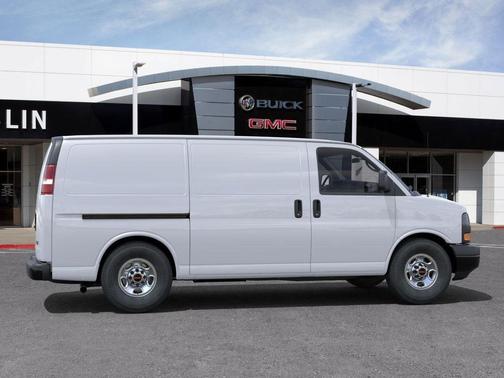 2025 GMC Savana 2500 Work Van