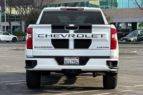 2025 Chevrolet Silverado 1500 Custom