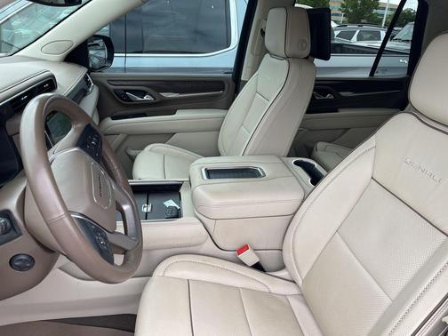 Volcanic Red Tintcoat 2024 GMC Yukon Denali