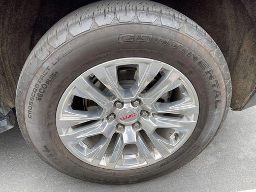 Volcanic Red Tintcoat 2024 GMC Yukon Denali