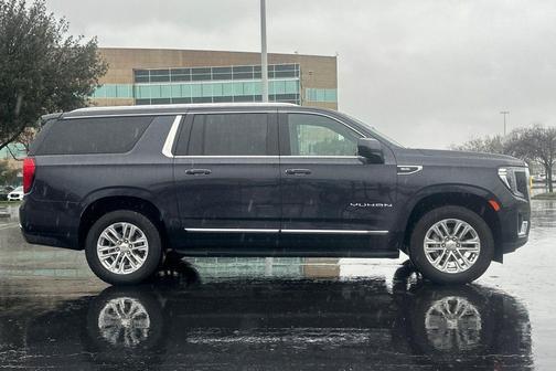 2024 GMC Yukon XL SLT