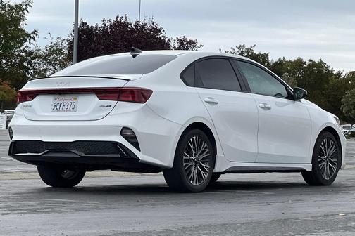 2022 Kia Forte GT-Line