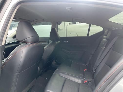 Brilliant Silver Metallic 2023 Nissan Altima SR Intelligent AWD