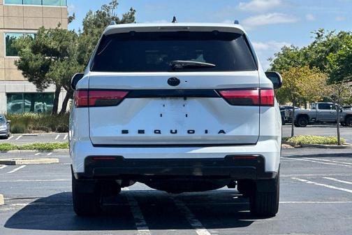 Wind Chill Pearl 2024 Toyota Sequoia Platinum