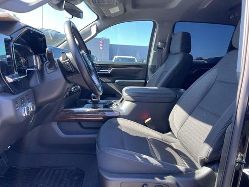 Onyx Black 2023 GMC Sierra 1500 Elevation