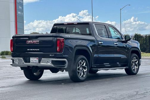 Titanium Rush Metallic 2024 GMC Sierra 1500 SLT