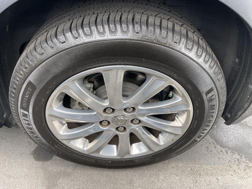 Satin Steel Metallic 2019 Buick Envision Essence