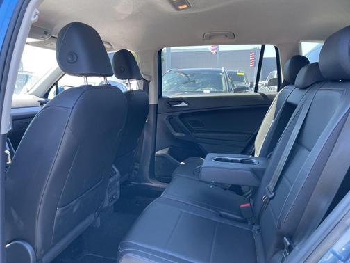 Silk Blue Metallic 2019 Volkswagen Tiguan 2.0T SE 4MOTION