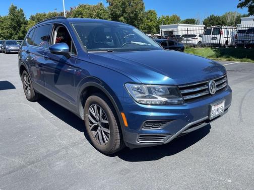 Silk Blue Metallic 2019 Volkswagen Tiguan 2.0T SE 4MOTION