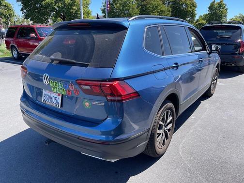 Silk Blue Metallic 2019 Volkswagen Tiguan 2.0T SE 4MOTION