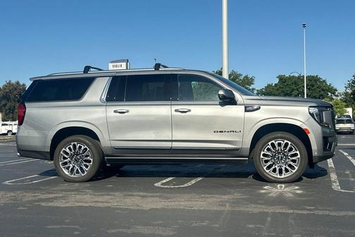 Sterling Metallic 2024 GMC Yukon XL Denali Ultimate