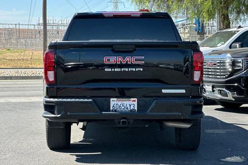 Onyx Black 2024 GMC Sierra 1500 Elevation