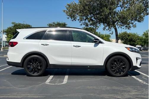 2020 Kia Sorento S