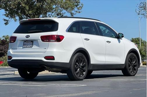 2020 Kia Sorento S