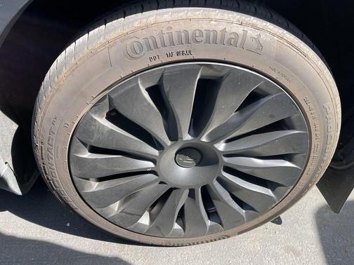 Solid Black 2024 Tesla Model Y Long Range Dual Motor All-Wheel Drive