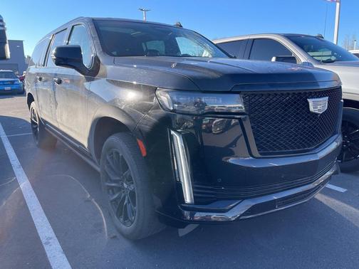 2023 Cadillac Escalade ESV Sport Platinum