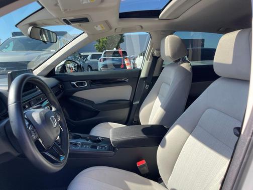 Platinum White Pearl 2023 Honda Civic EX