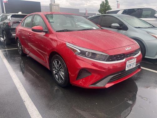 Currant Red 2023 Kia Forte LXS