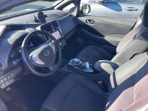 2013 Nissan Leaf SV