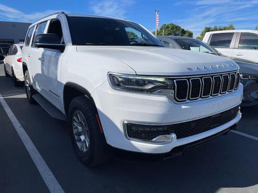 Bright White Clearcoat 2023 Jeep Wagoneer Series I 4x4