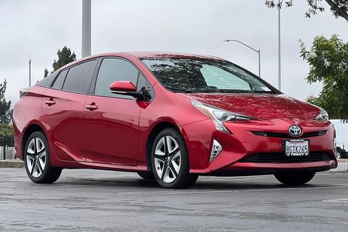 2017 Toyota Prius Four Touring