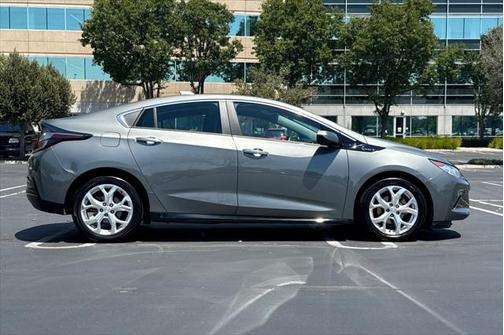 2016 Chevrolet Volt Premier