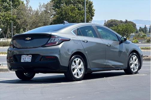 2016 Chevrolet Volt Premier