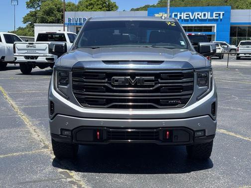 Sterling 2024 GMC Sierra 1500 AT4
