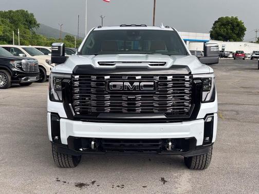 Glacier White 2026 GMC Sierra 2500 Denali Ultimate