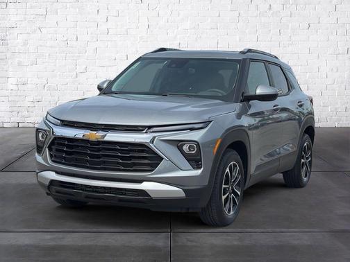 Sterling Gray Metallic 2026 Chevrolet Trailblazer LT
