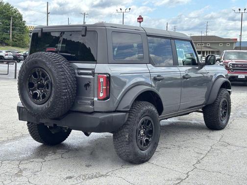 Gray Metallic 2024 Ford Bronco Wildtrak