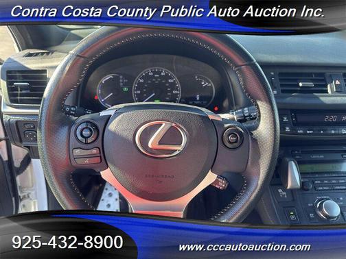 2015 Lexus CT 200h Base