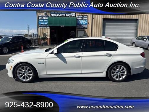 2012 BMW 528 528i