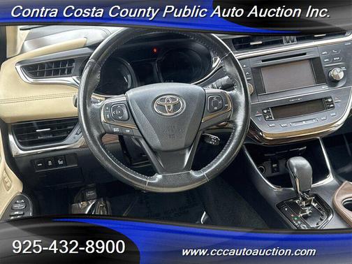 Blizzard Pearl 2013 Toyota Avalon Hybrid XLE Touring
