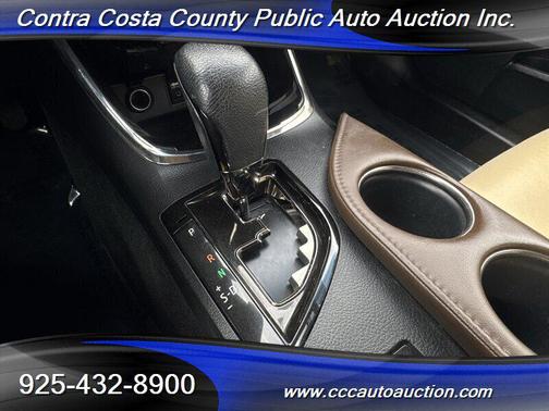 Blizzard Pearl 2013 Toyota Avalon Hybrid XLE Touring