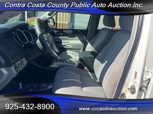 2015 Toyota Tacoma Base