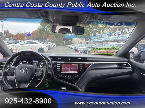 2018 Toyota Camry SE