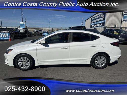 2020 Hyundai ELANTRA SE