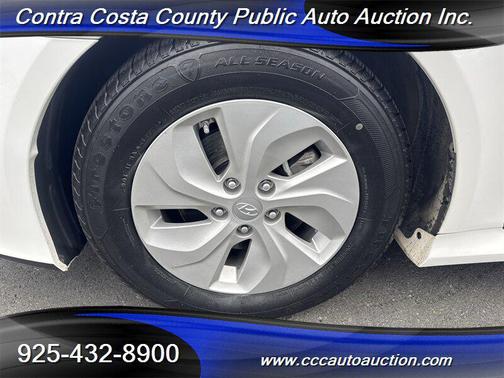 2015 Hyundai SONATA Hybrid Base