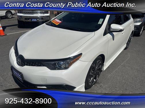 2016 Scion iM Base
