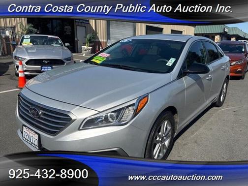 2016 Hyundai SONATA SE