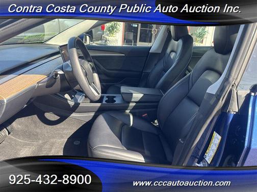 2023 Tesla Model 3 Standard Range