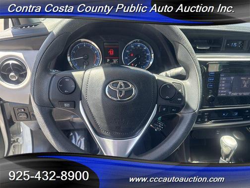 Blizzard Pearl 2018 Toyota Corolla LE