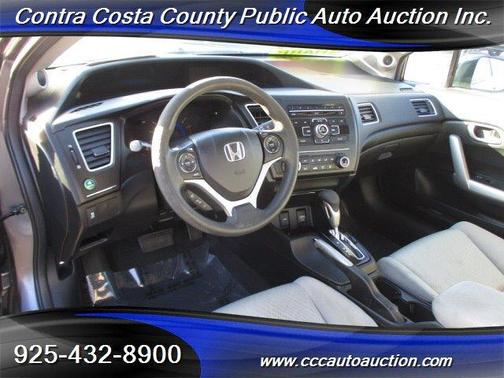 Photo 3 of 32 of 2014 Honda Civic LX