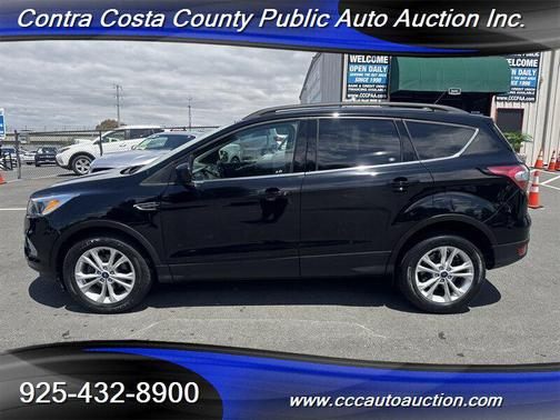 Shadow Black 2018 Ford Escape SE