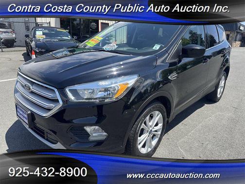 Shadow Black 2018 Ford Escape SE